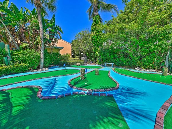 Longboat Key One Bedroom Vacation Condo Steps to the Beach