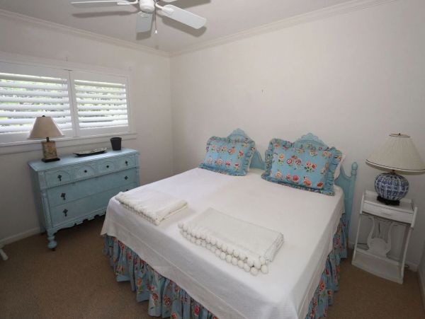 Naples Villa Steps From the Beach, Boat Dock & Pool