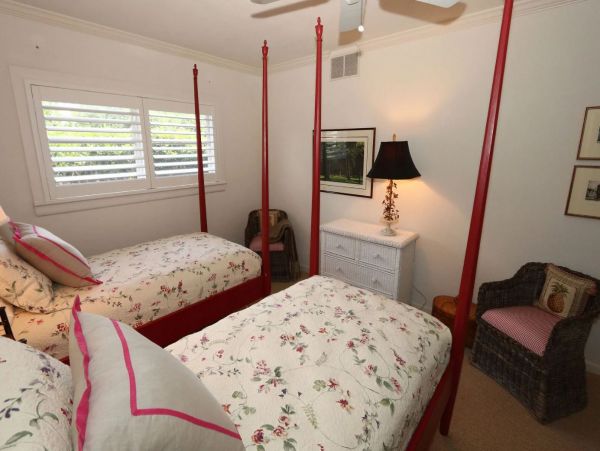 Naples Villa Steps From the Beach, Boat Dock & Pool