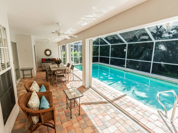 Beautiful Vacation Home with Private Caged Pool in Naples