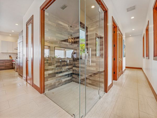 Amazing Ocean & Mountain Views 4 Bedroom Villa in Lahaina