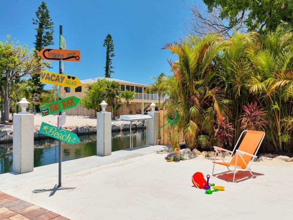 The Florida Keys Canal Front 4 Bedroom Home Private Pool