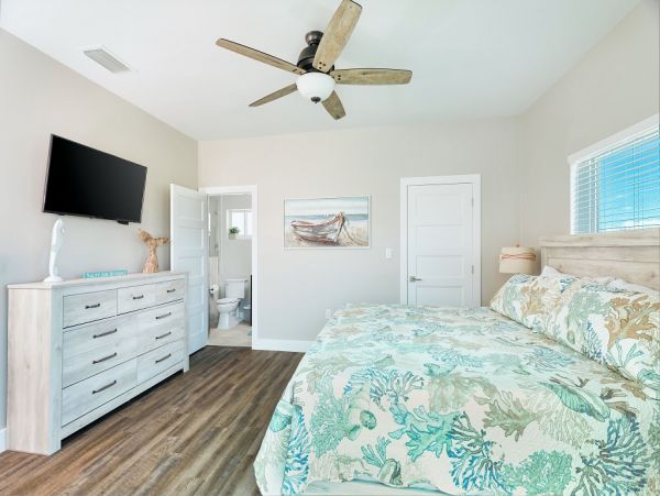 The Florida Keys Canal Front 4 Bedroom Home Private Pool