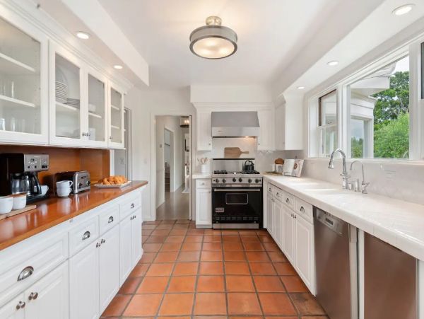 Santa Barbara Luxury Five Bedroom Home with Private Pool