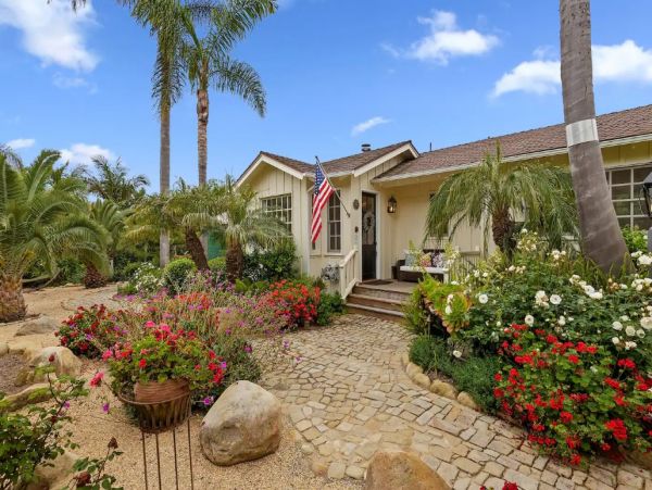 Santa Barbara Luxury Five Bedroom Home with Private Pool