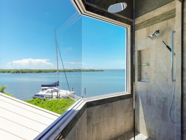 Luxury Bay Beach Vacation Home Sanibel