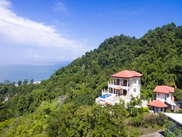 Playa Hermosa Luxury Home Private Pool Sleeps 16
