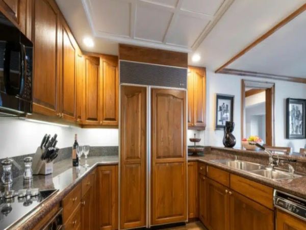 Beaver Creek Vacation Luxury Condo with Pool 10 Guests