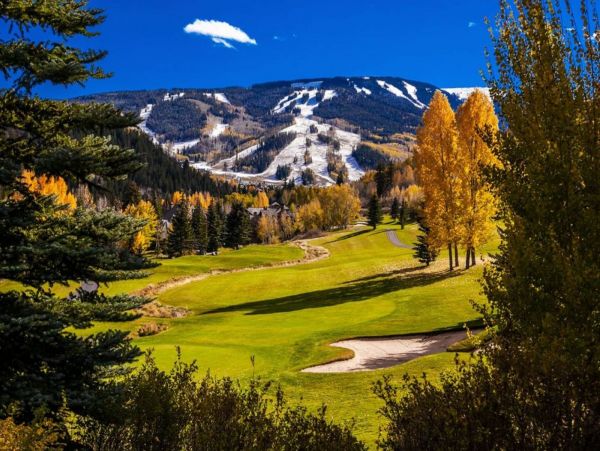 Beaver Creek Vacation Luxury Condo with Pool 10 Guests