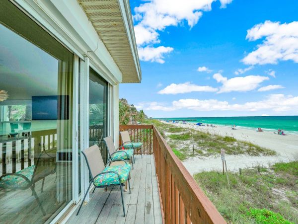Anna Maria Beachfront Condo Six Guests