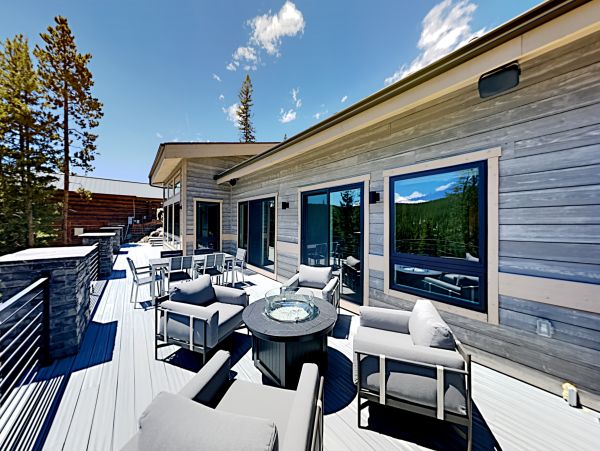 Breckenridge Vacation Home 14 Guests With Mountain Views