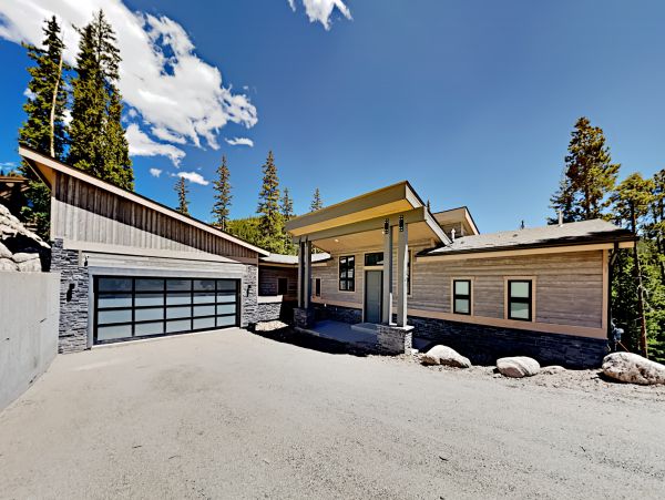 Breckenridge Vacation Home 14 Guests With Mountain Views