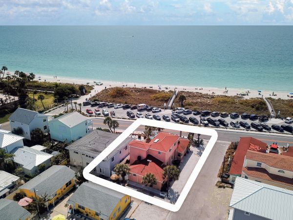 Steps to Beach Suset Beach Vacation Home Private Pool