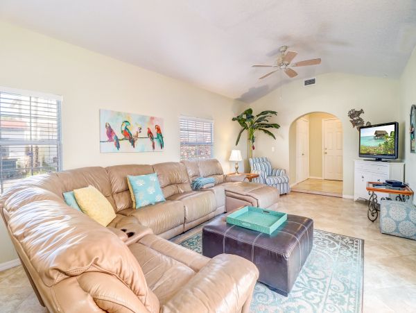 Steps to Beach Suset Beach Vacation Home Private Pool