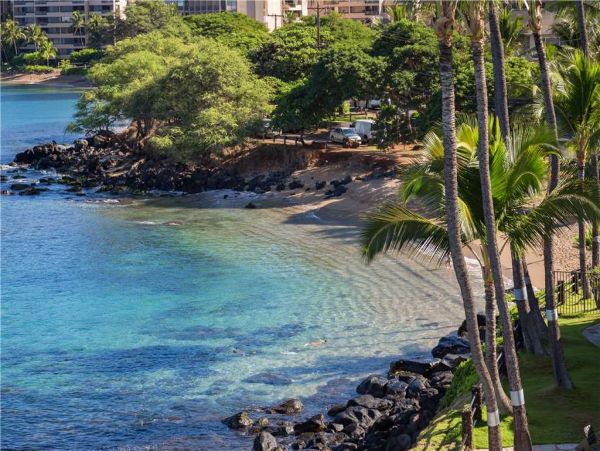 Kahana Condo with Pool & Tennis Court 4 Guests