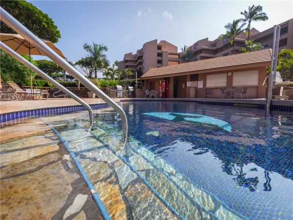 Kahana Condo with Pool & Tennis Court 4 Guests