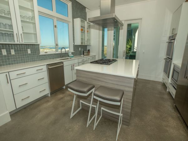 Destin Oceanfront Home With Pool and Tennis Court 15 Guests
