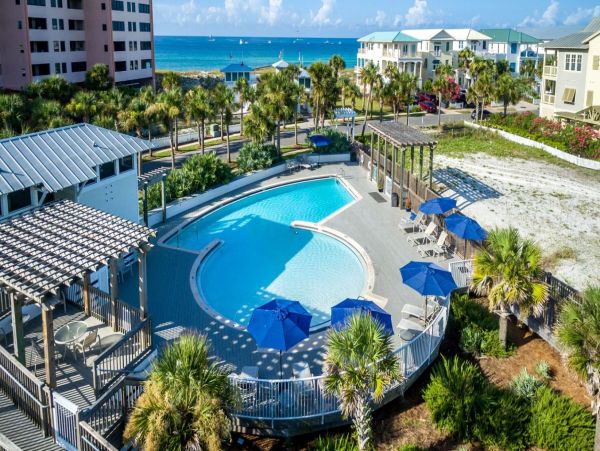 Destin Oceanfront Home With Pool and Tennis Court 15 Guests