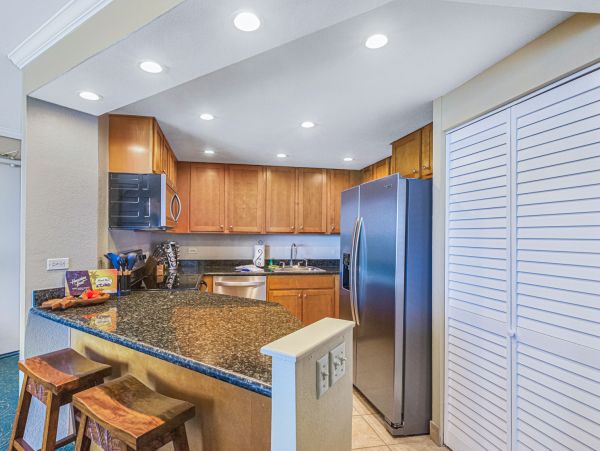 Kaanapali Vacation Condo With Communal Pool Sleeps 6 Guests