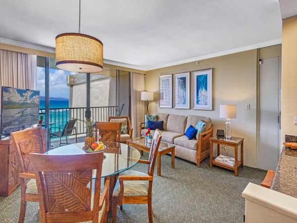 Kaanapali Vacation Condo With Communal Pool Sleeps 6 Guests