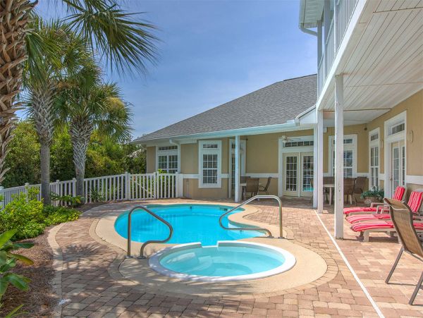 Destin Charming Home With Private Pool 18 Guests