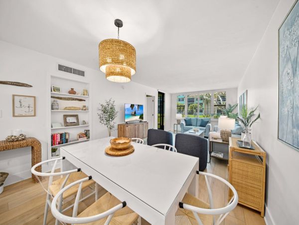 Charming Ground-Floor Condo with Prime Location on Sanibel Island