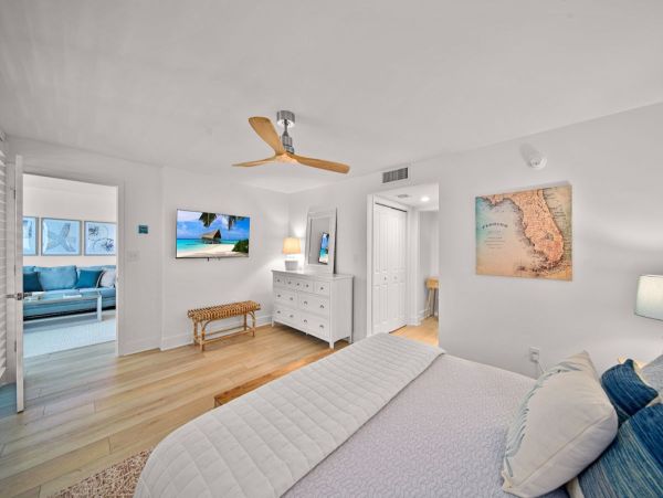 Charming Ground-Floor Condo with Prime Location on Sanibel Island