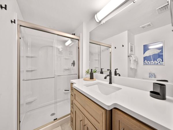 Charming Ground-Floor Condo with Prime Location on Sanibel Island