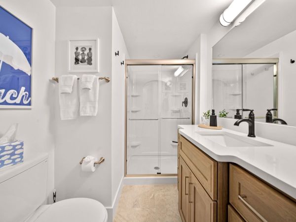 Charming Ground-Floor Condo with Prime Location on Sanibel Island
