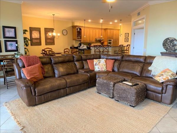Holmes Beach Vacation Condo With Heated Pool 6 Guests