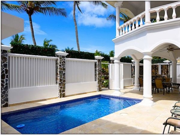 Beach Front 9 Bedroom Villa with Private Pool in Jaco Beach