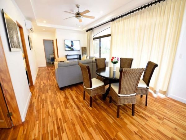 Beach Front 9 Bedroom Villa with Private Pool in Jaco Beach