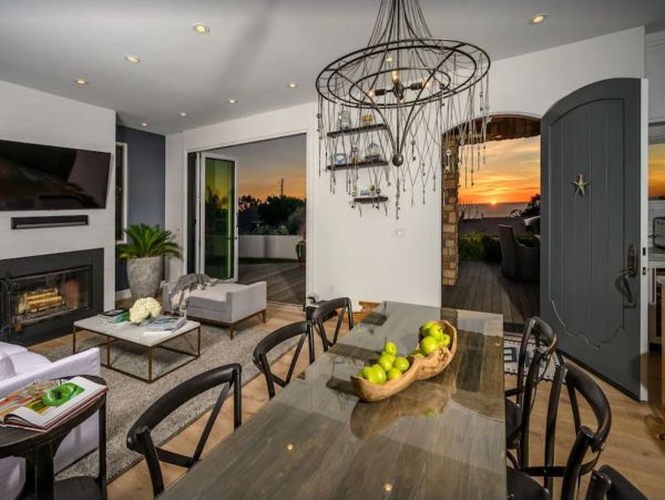 Gorgeous Vacation Villa in Del Mar Ocean Views Sleeps 8
