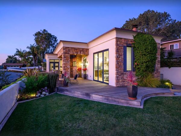 Gorgeous Vacation Villa in Del Mar Ocean Views Sleeps 8
