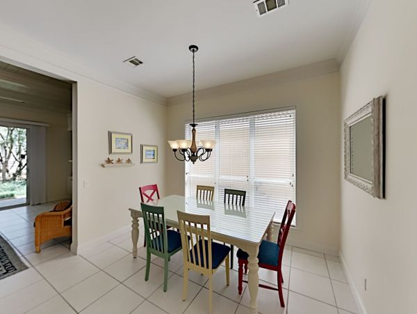 Destin Vacation Home With Pool  & Tennis Court 8 Guests