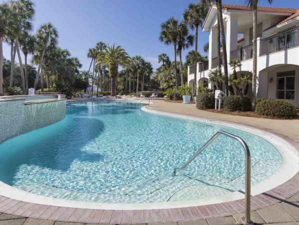 Destin Vacation Home With Pool  & Tennis Court 8 Guests