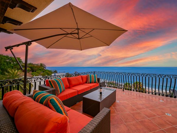 Malibu 5 Bedroom Vacation Villa with Beautiful Ocean Views