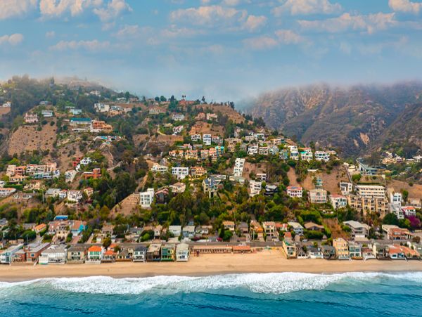 Malibu 5 Bedroom Vacation Villa with Beautiful Ocean Views