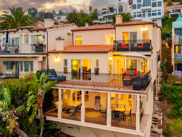 Malibu 5 Bedroom Vacation Villa with Beautiful Ocean Views