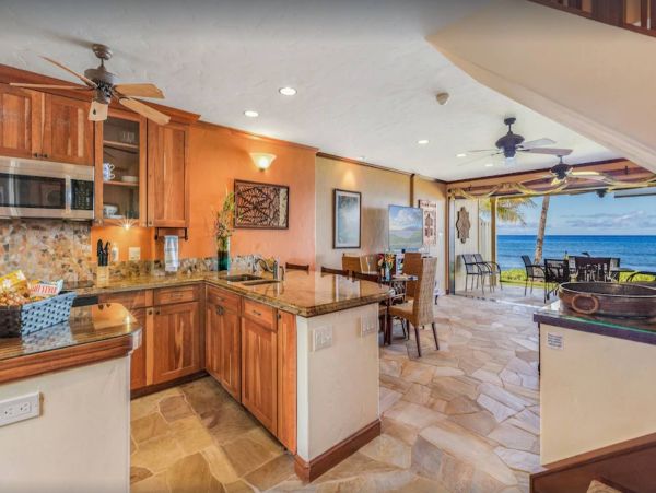 Maui Oceanfront Four Bedroom Rental Townhome