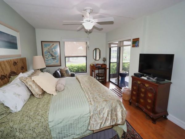Naples Vacation Condo With Communal Pool 4 Guests