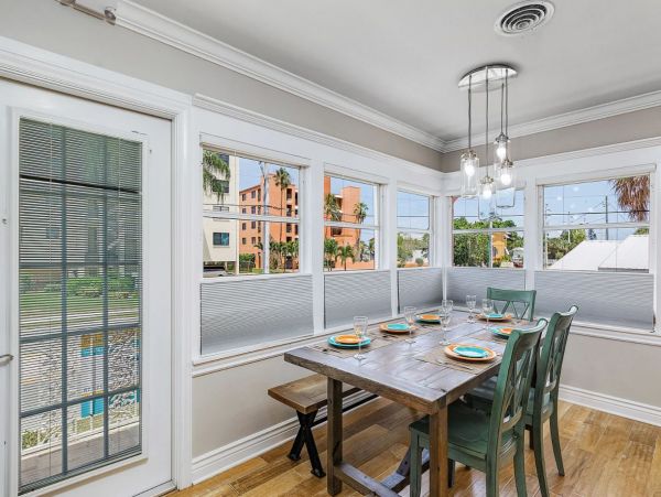 Fort Myers Beach Vacation Home With Private Pool 10 Guests