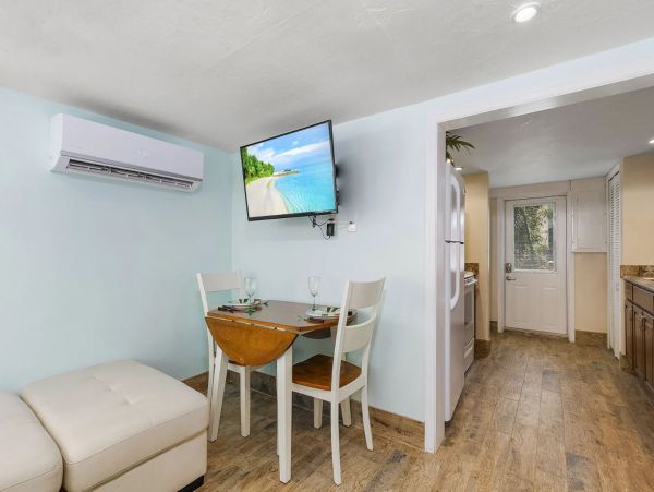Fort Myers Beach Vacation Home With Private Pool 10 Guests
