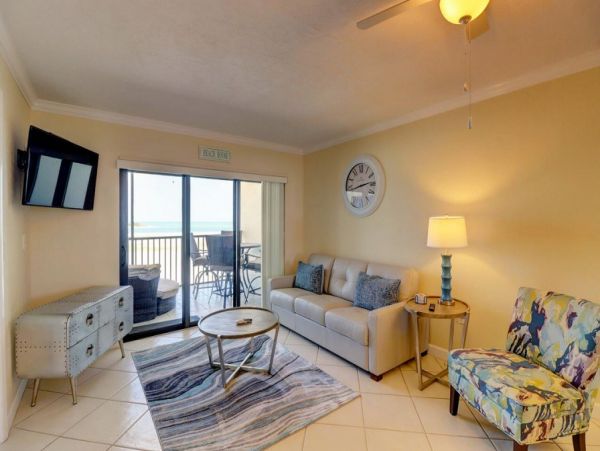 Fort Myers Beach Vacation Rental - Gulf Front Condo with Pool & Concierge Services