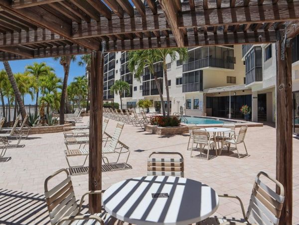 Fort Myers Beach Vacation Rental - Gulf Front Condo with Pool & Concierge Services