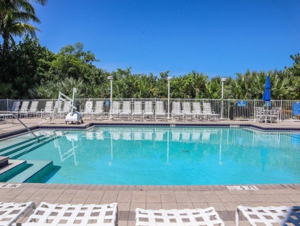 Fort Myers Beach Condo Vacation With Pool & Tennis Court