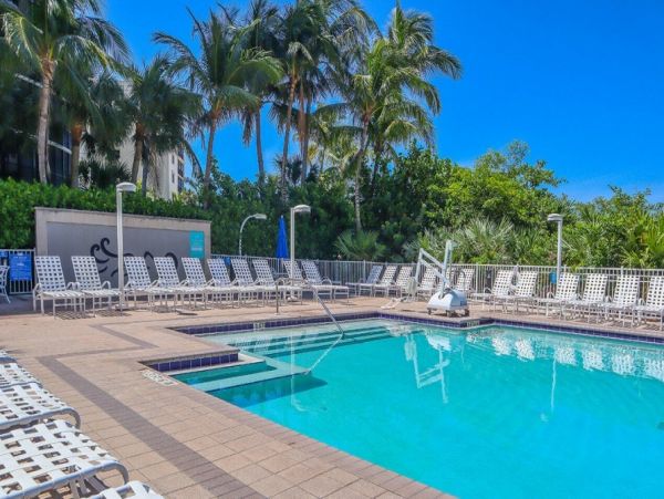 Fort Myers Beach Condo Vacation With Pool & Tennis Court