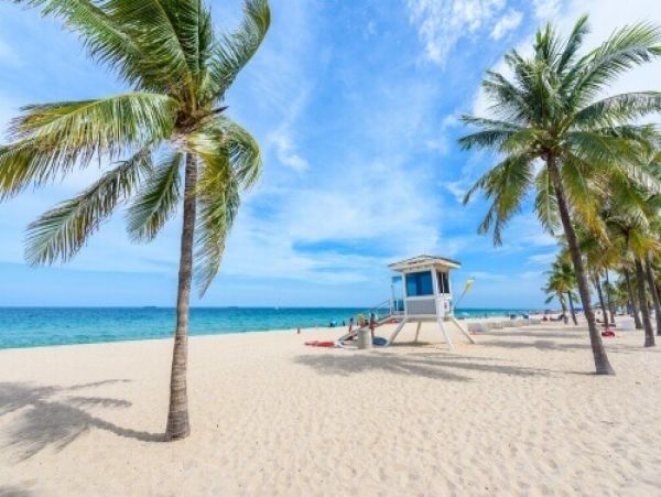 Fort Myers Beach Condo Vacation With Pool & Tennis Court