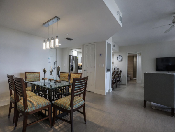 Fort Myers Beach Condo Vacation With Pool & Tennis Court