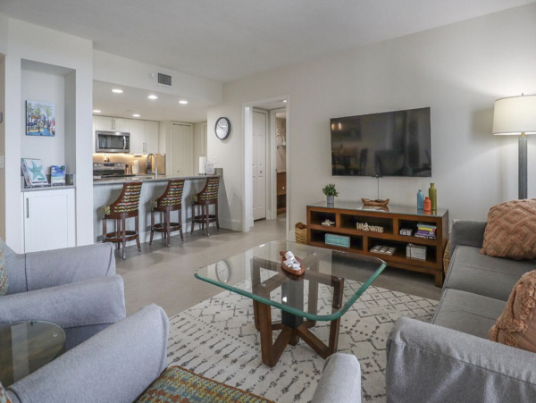 Fort Myers Beach Condo Vacation With Pool & Tennis Court